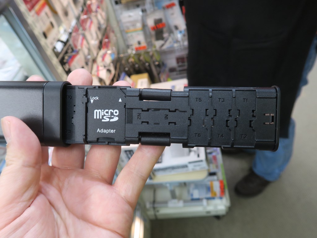 MT536_04