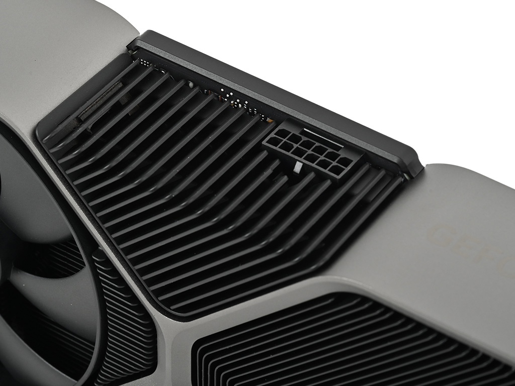 geforce_rtx_4070_fe_26