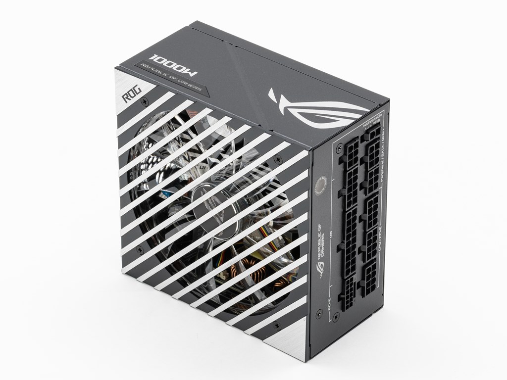 ROG_LOKI_SFXL_Platinum_12