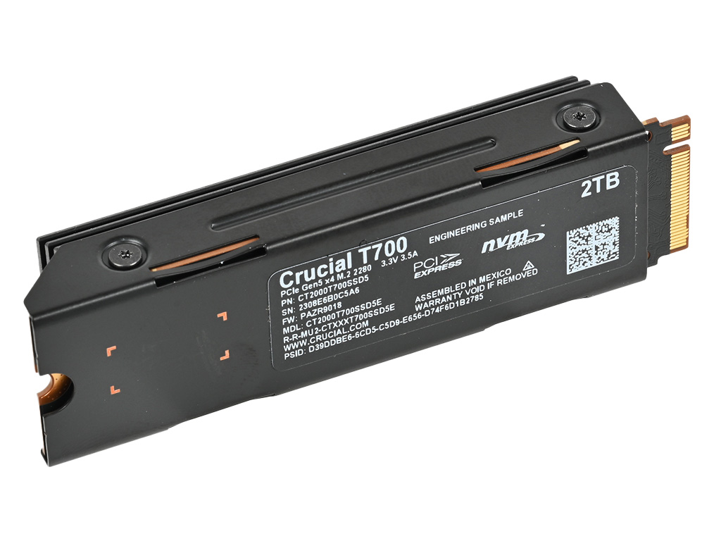 crucial_t700_05