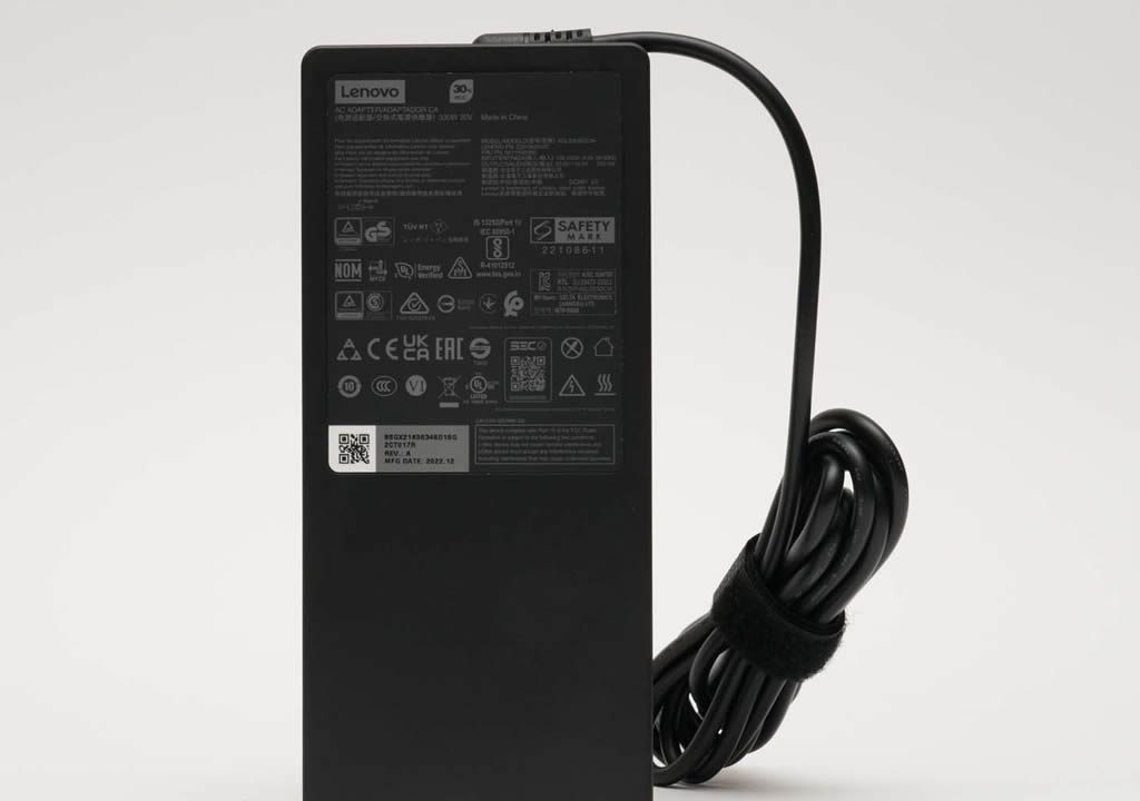 Legion_Pro_7i_Gen_8_12