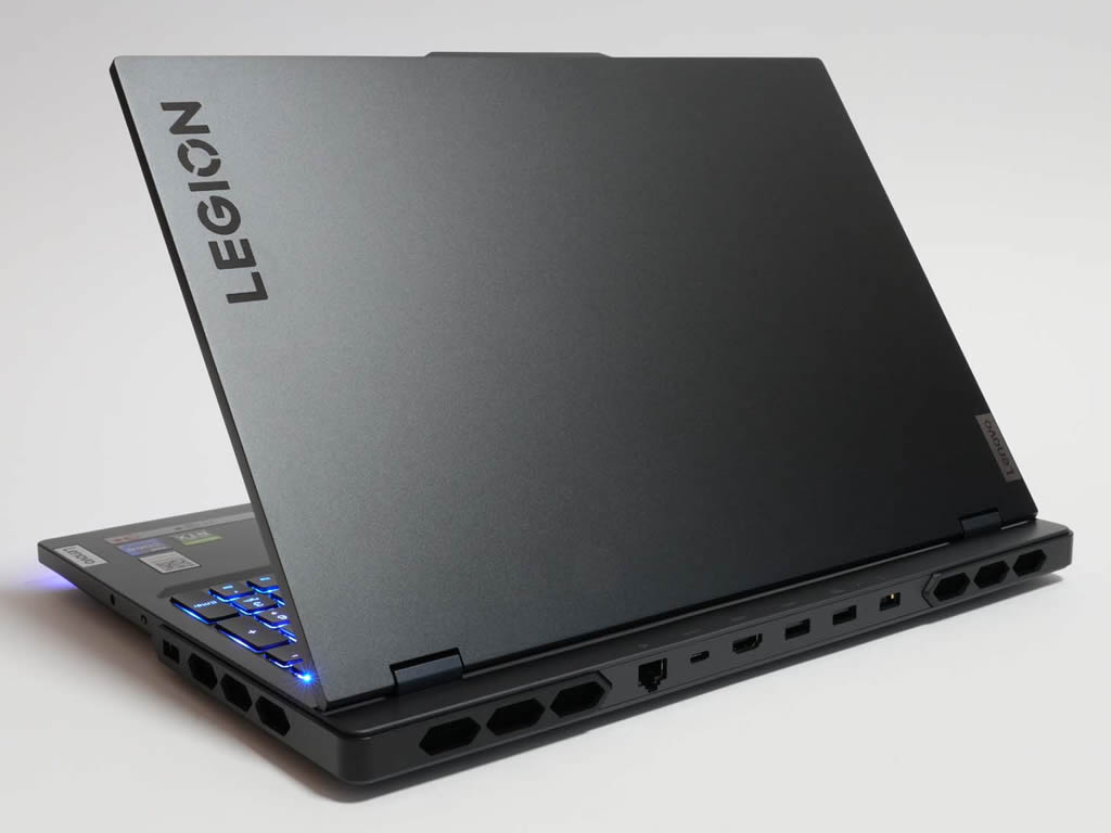 Legion_Pro_7i_Gen_8_34