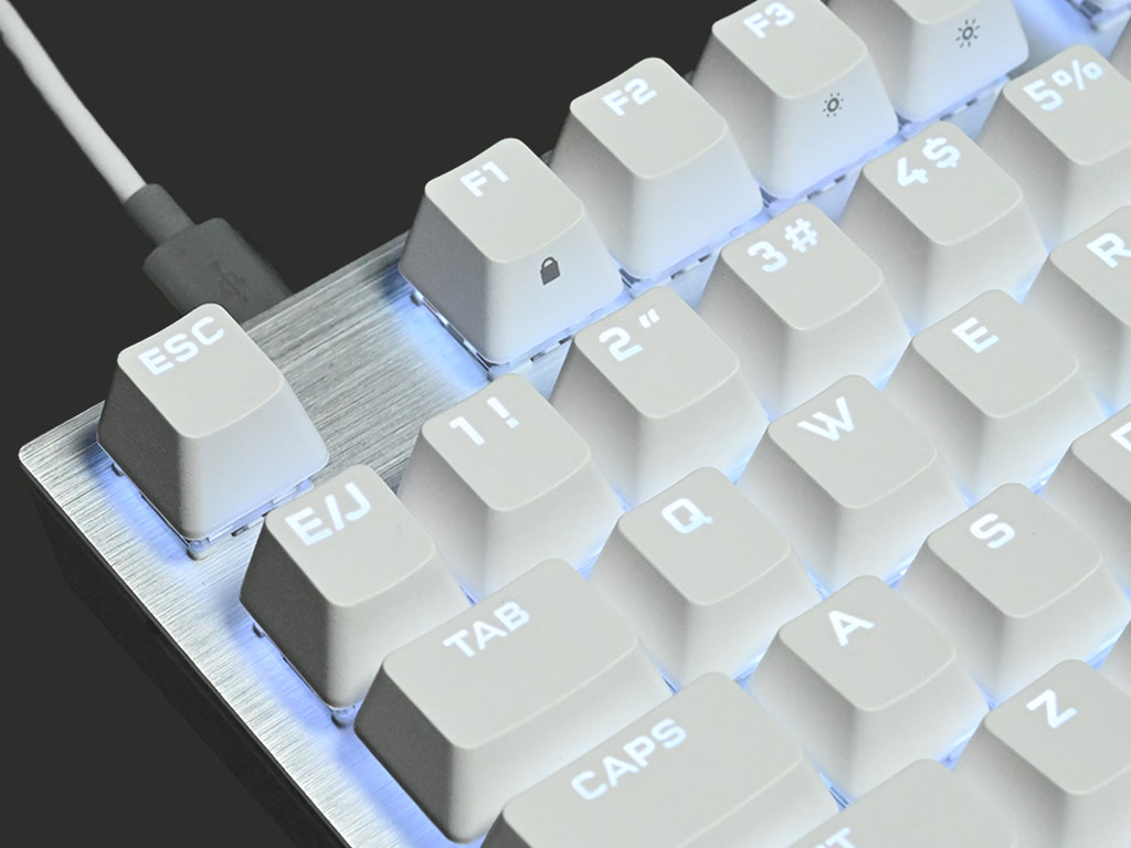 k60_pro_tkl_wht_32