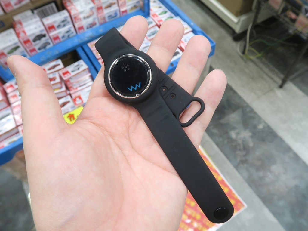 tracker_watch_03