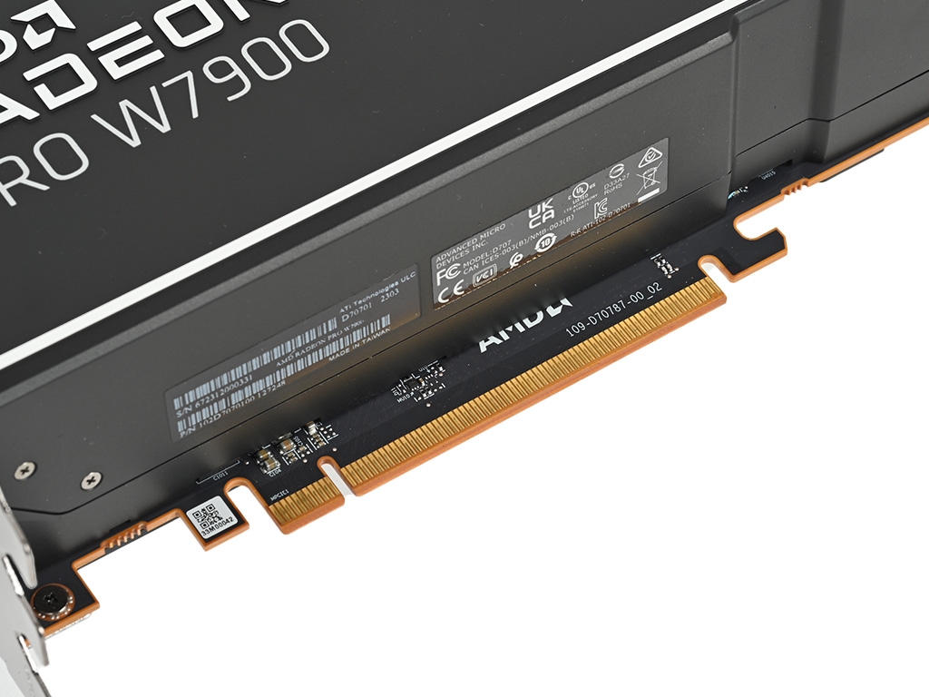 w7900_24