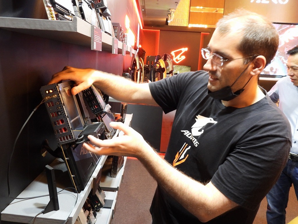 z790_aorus_xtreme_x_07