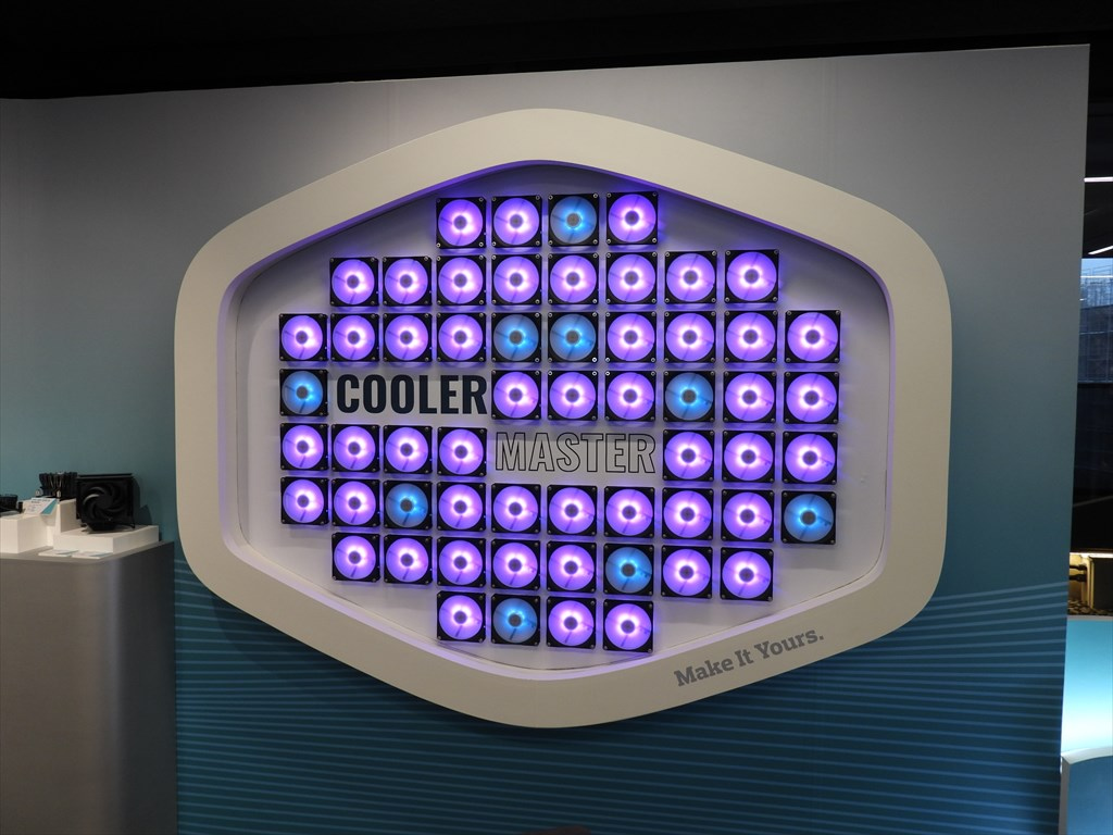 coolermaster_office_05