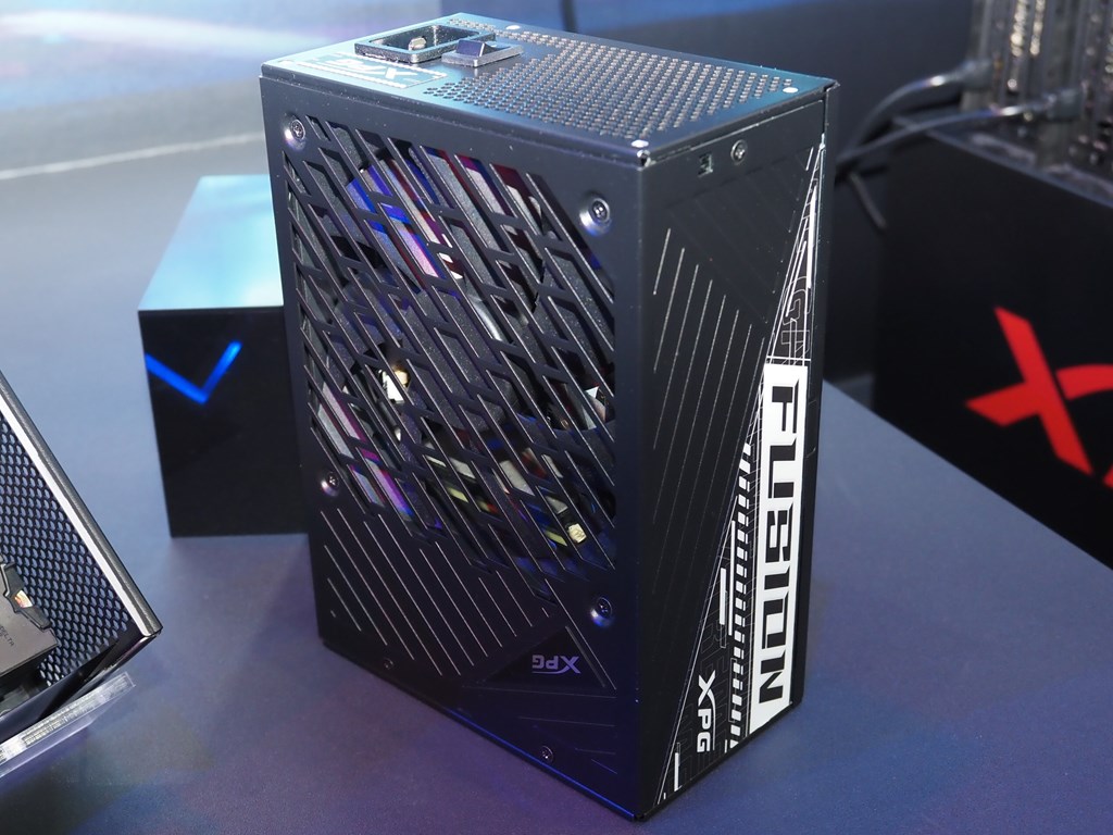FUSION1600_TITANIUM_07