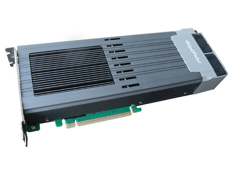 SSD7749_03