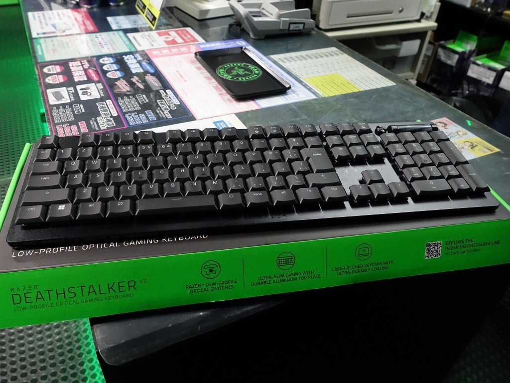 razer230629_03