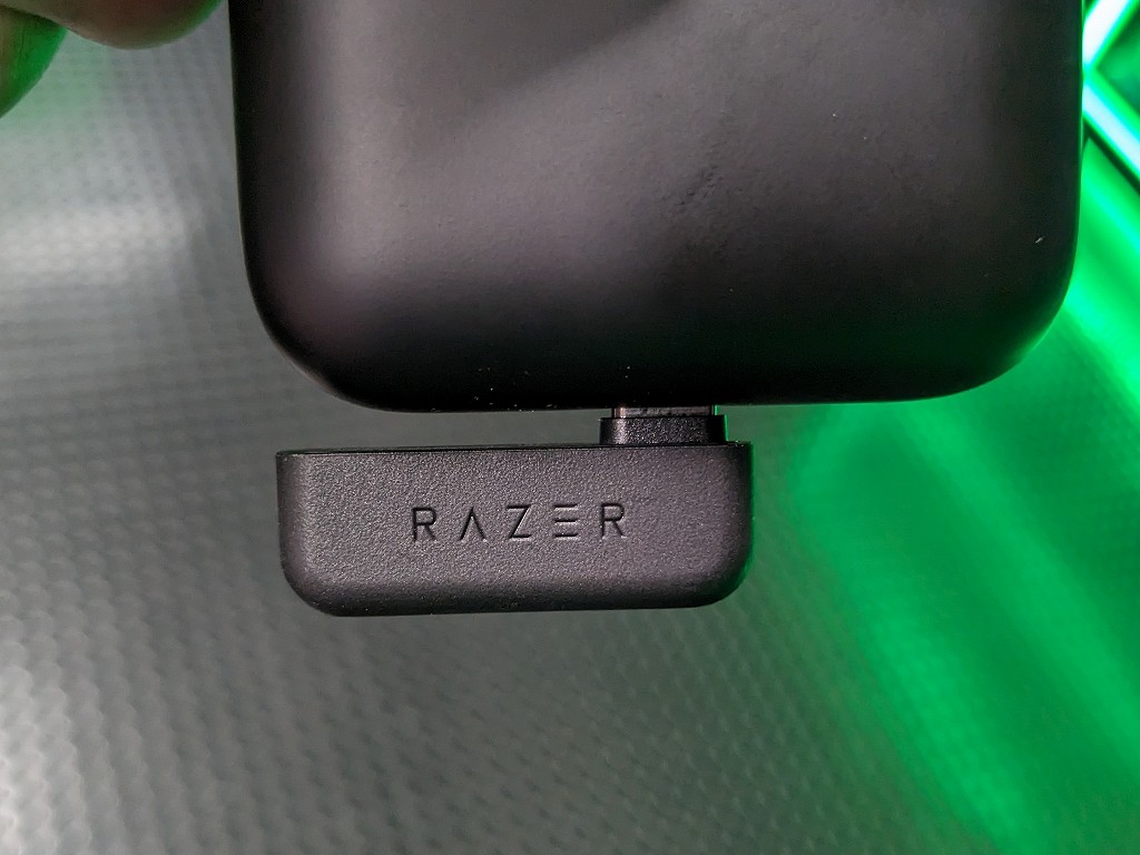 Razer_Hammerhead_Pro_HS_akb_05