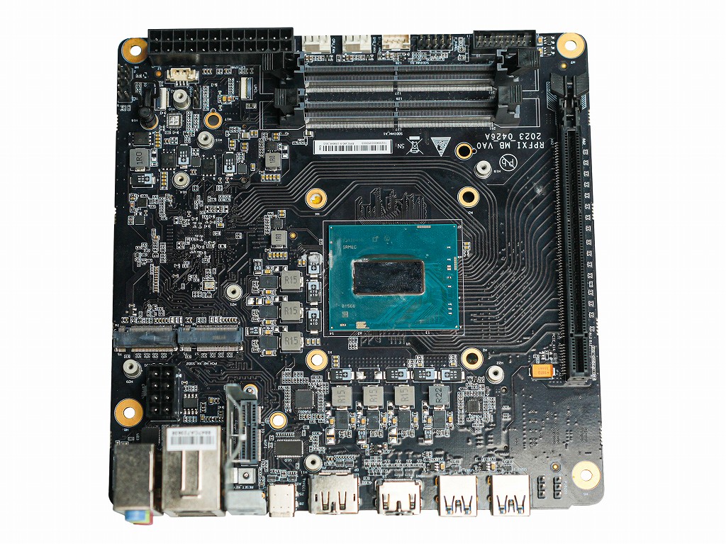MINISFORUM_ITX_MINI_PC_02