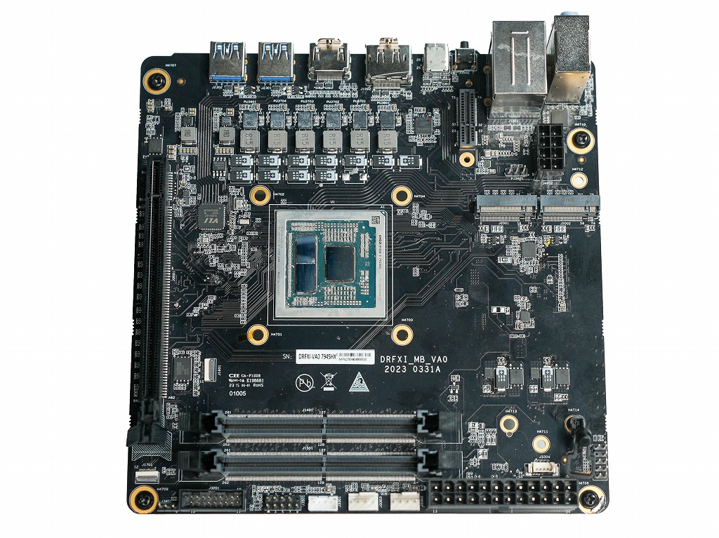 MINISFORUM_ITX_MINI_PC_03