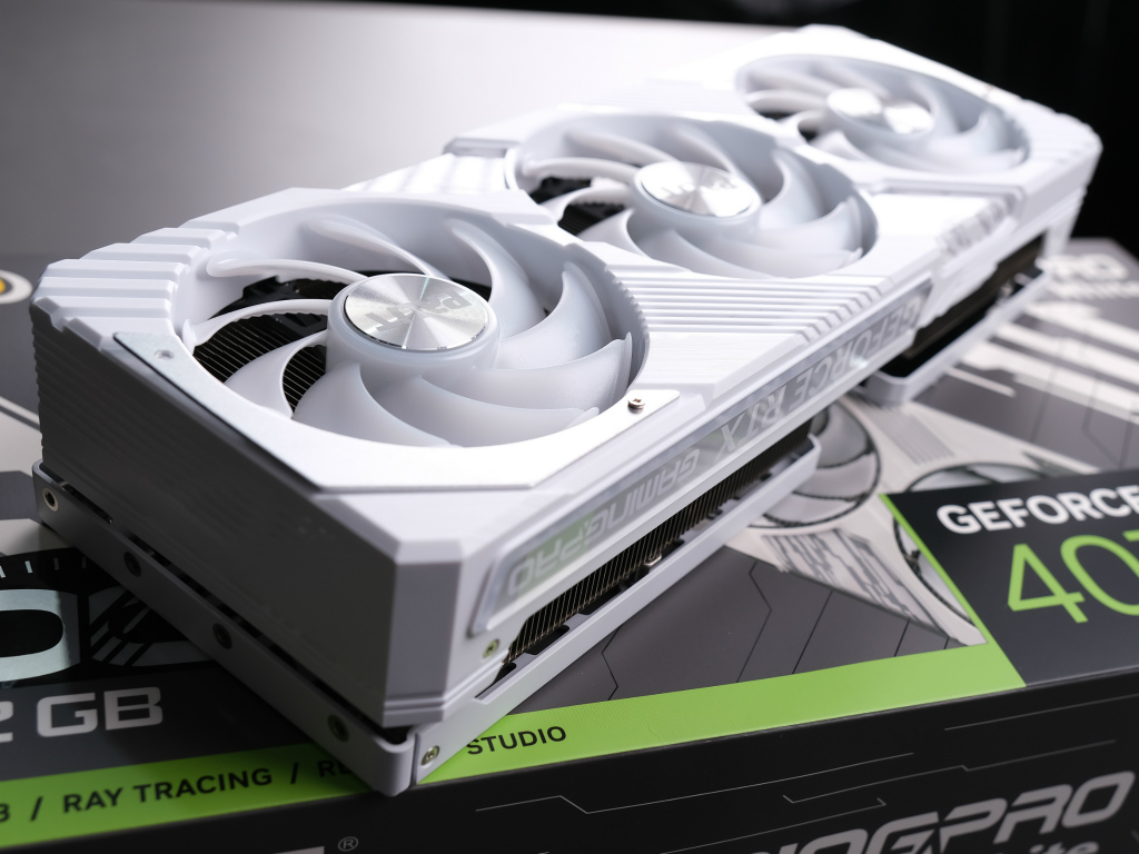 rtx4070_ti_wh_oc_03