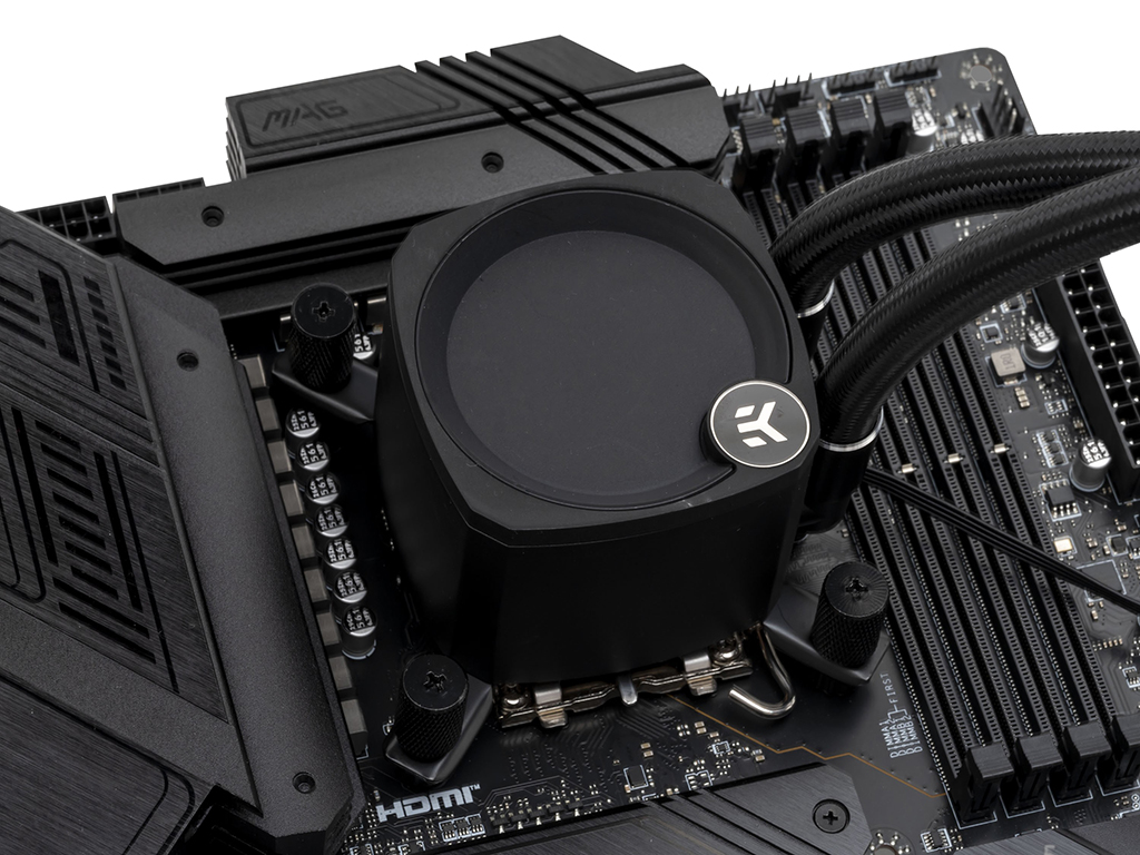 ek-nucleus_dark_50