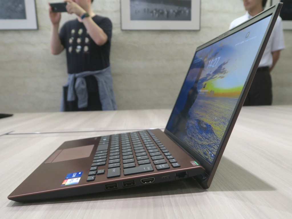 VAIO_S13_10