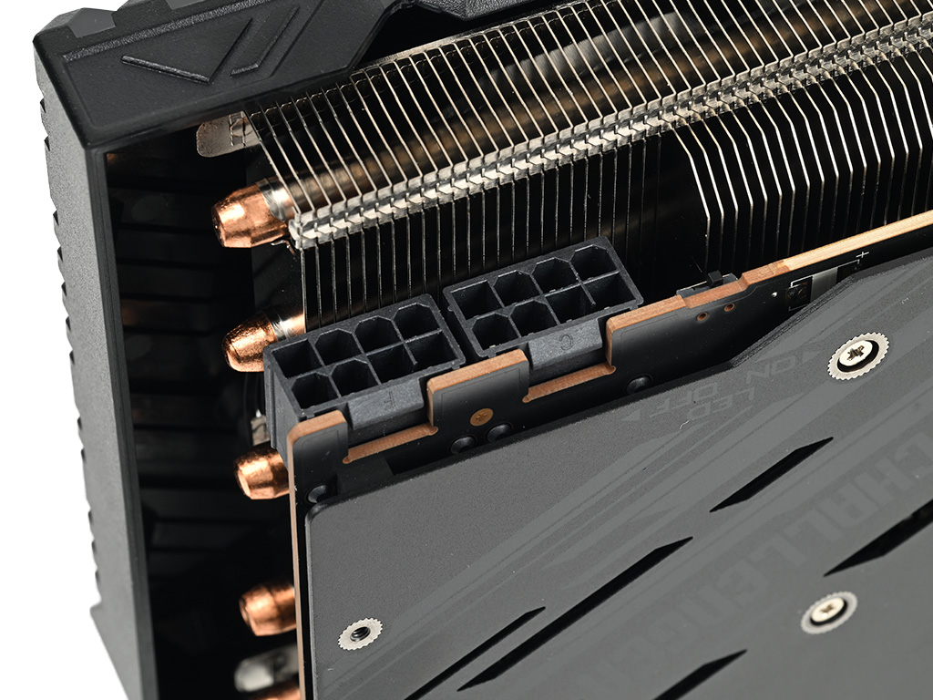 rx7700xt_cl_12go_014