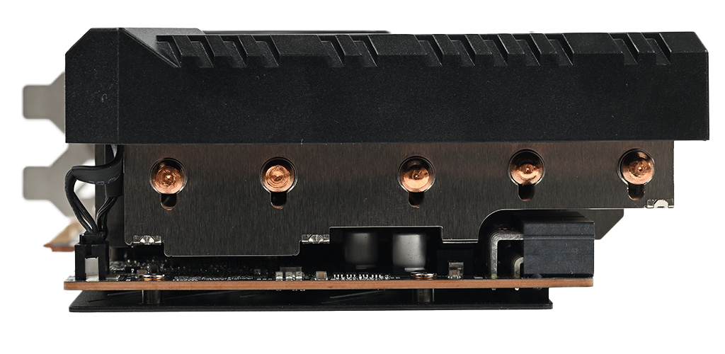rx7700xt_cl_12go_015