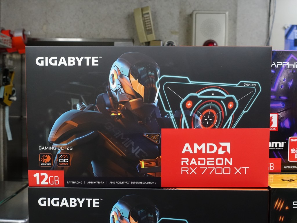 radeon7800xt_7700xt_akb_11