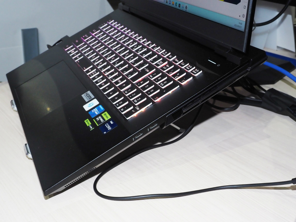 ul9c-r49_05