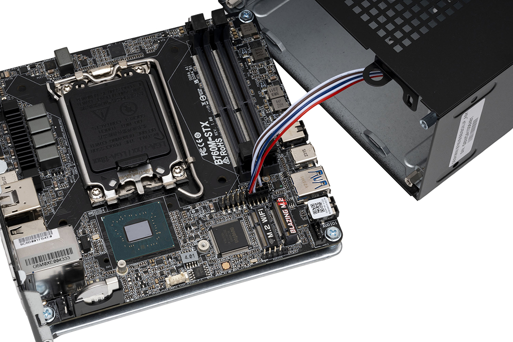 DeskMini B760_29