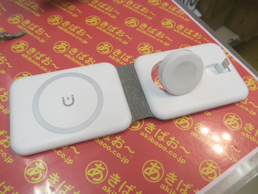 3in1_Wireless_Charger_06