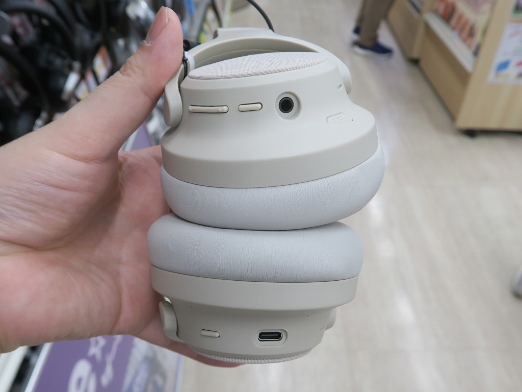 ULTRAWIRELESS_ANC_06
