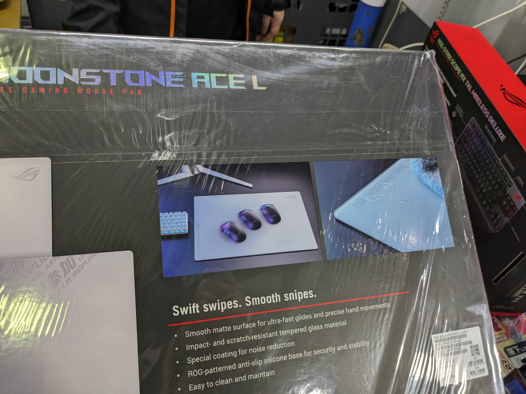 Moonstone_Ace_L_07