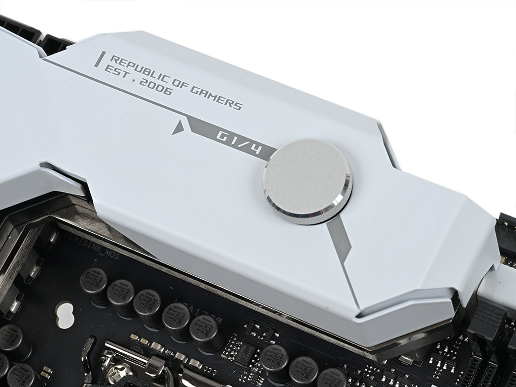 rog_maximus_z790_formula_010