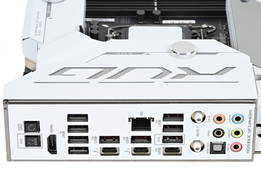 rog_maximus_z790_formula_017