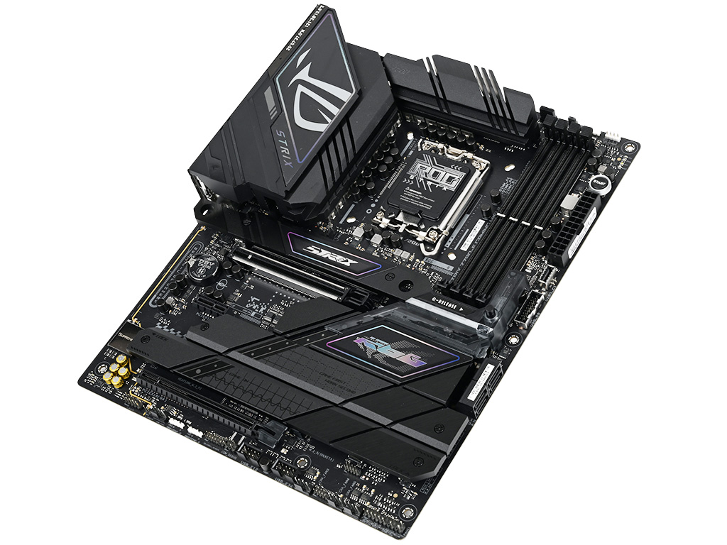 rog_strix_z790_f_gaming_wifiII_003