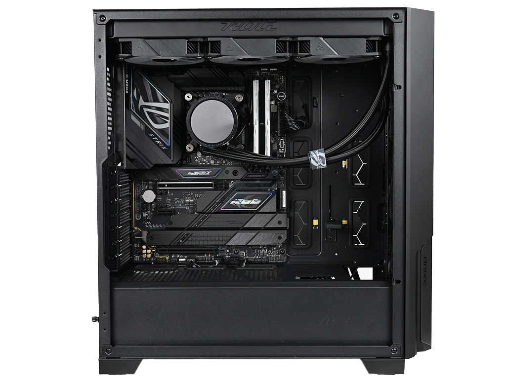 rog_strix_z790_f_gaming_wifiII_017