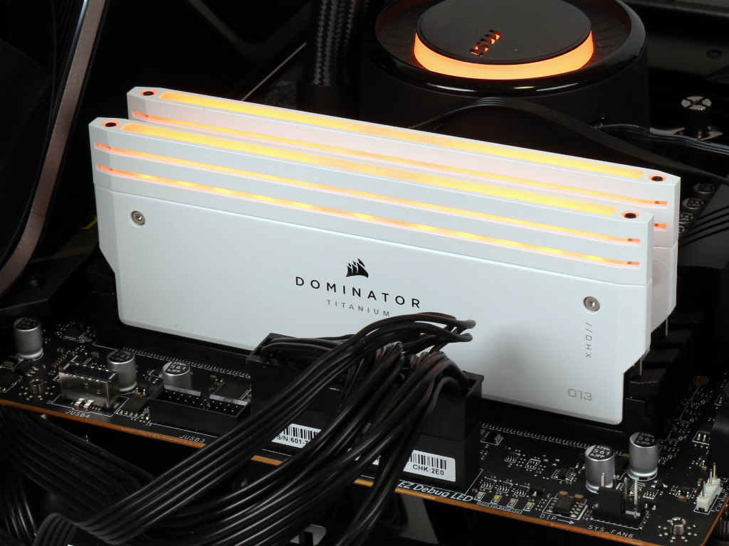 dominator_titanium_905