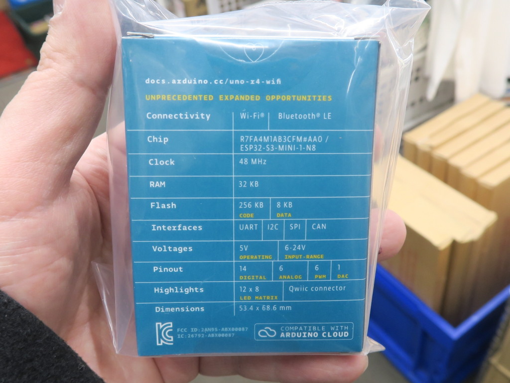Arduino_Uno_R4_WiFi_04