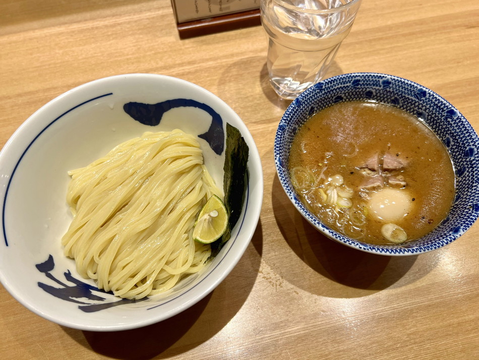 akbgohan231214_05