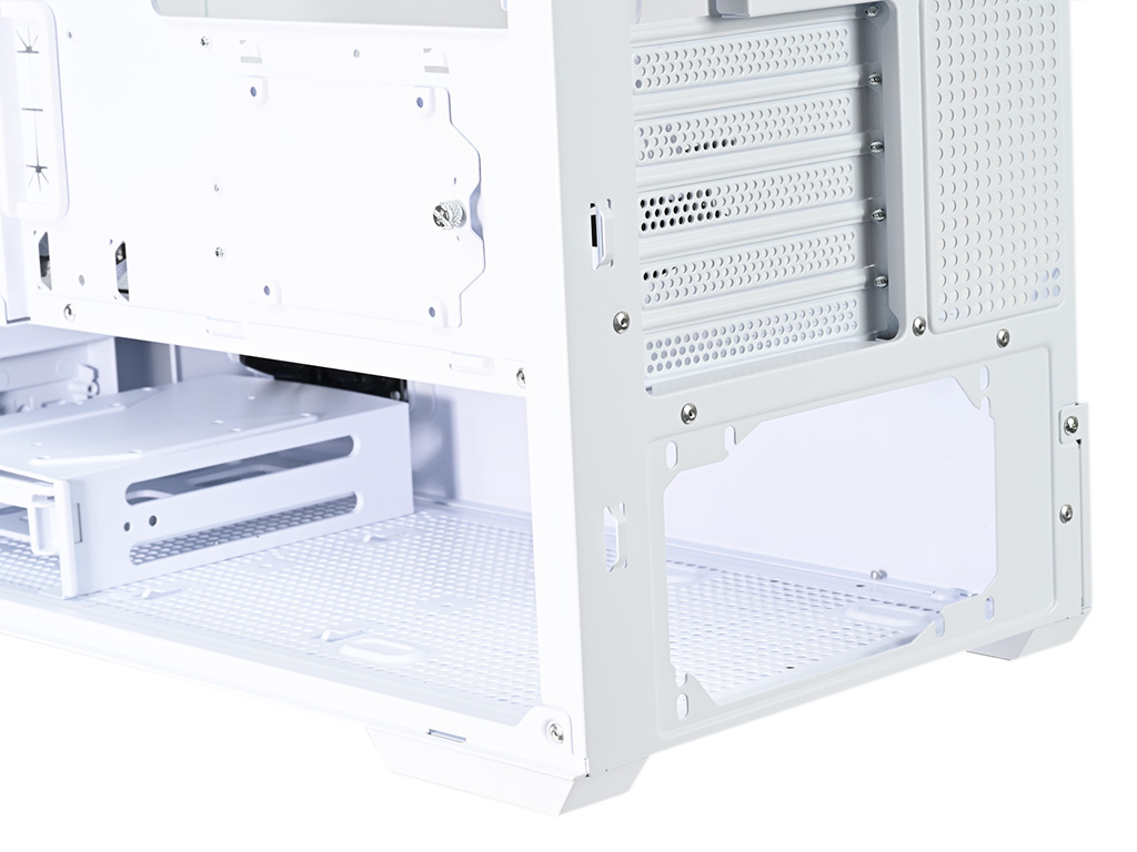 zalman_p30_18