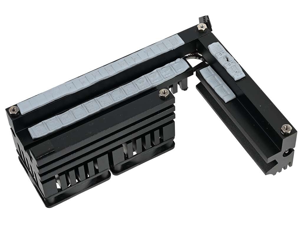 trx50ws_32