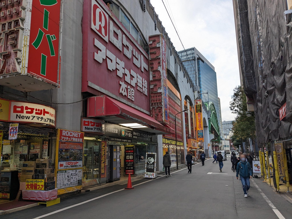 icafe_AKIBA_ROCKET_03