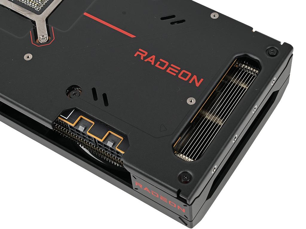 pulse_radeon_rx_7600_xt_25