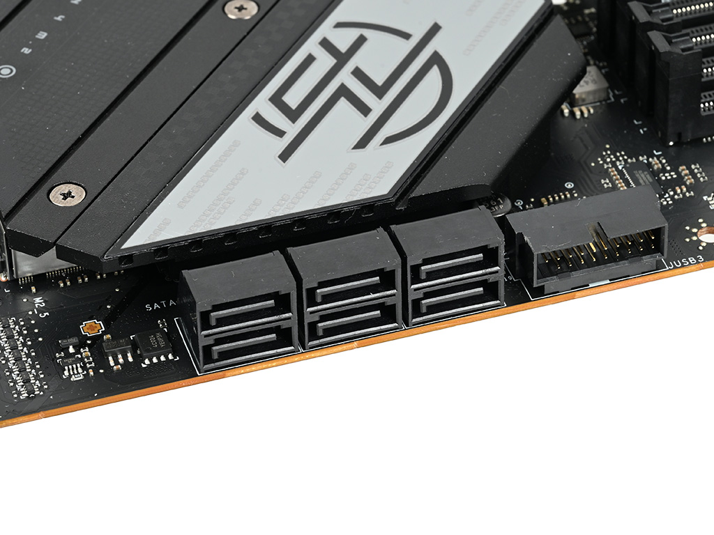 mpg_z790_carbon_w2_15