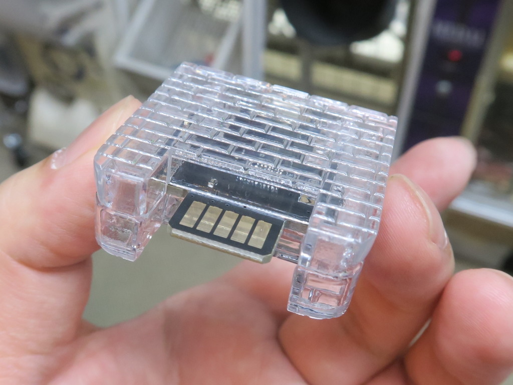 mulcon_usb_clear_04