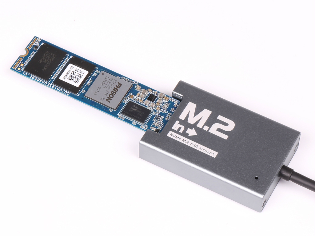 UD-M2IN_901