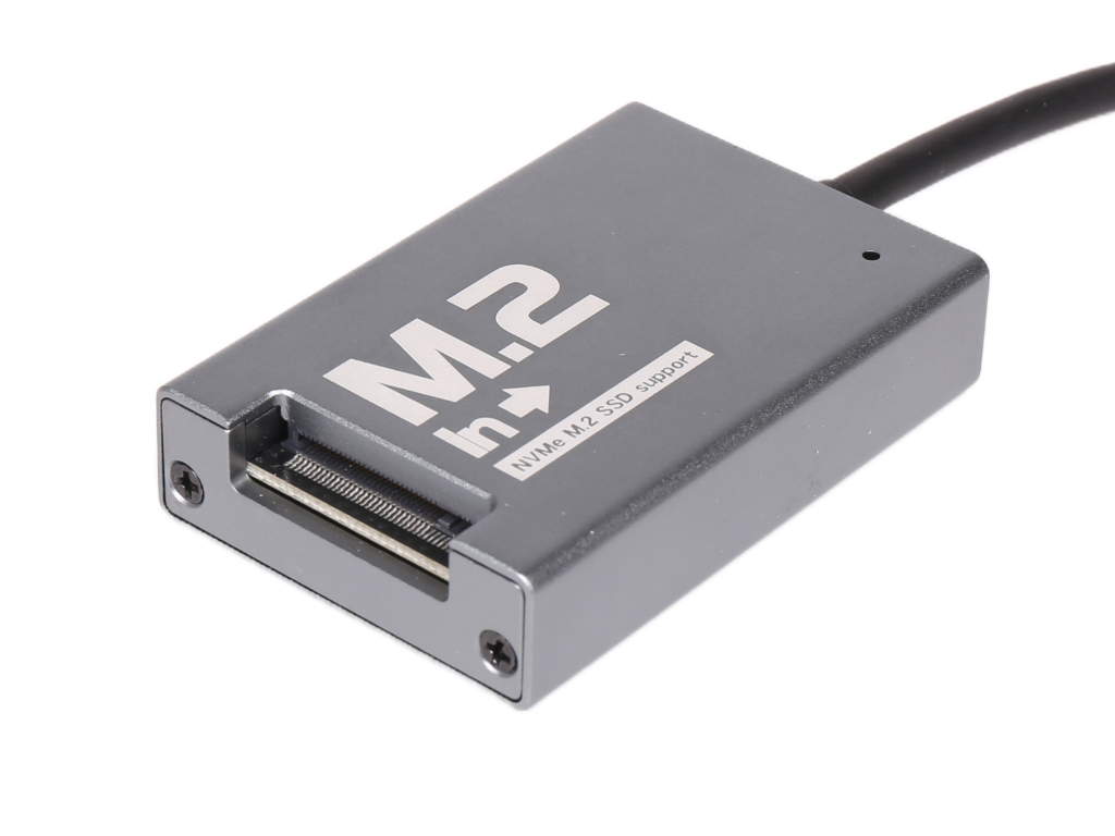 UD-M2IN_906