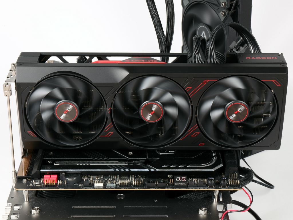 sapphire_radeon_rx_7900_ger_pulse_902
