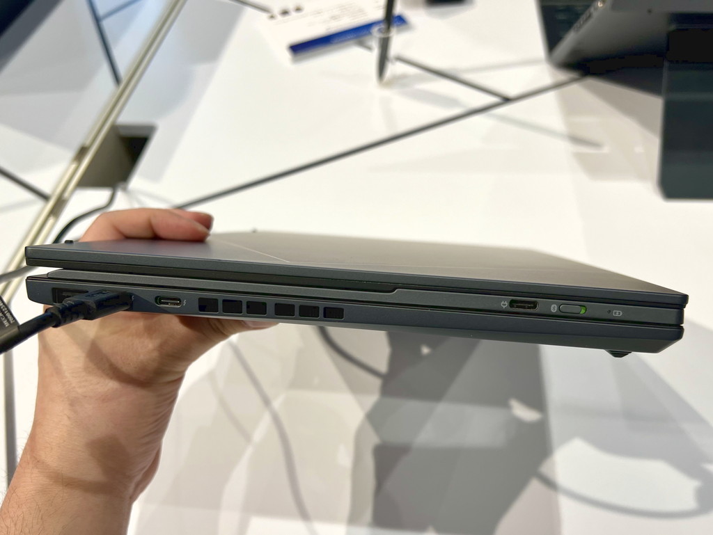 asus_notebook_240304_15