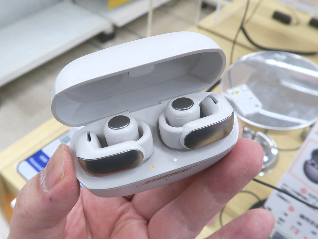 Ultra_Open_Earbuds_03