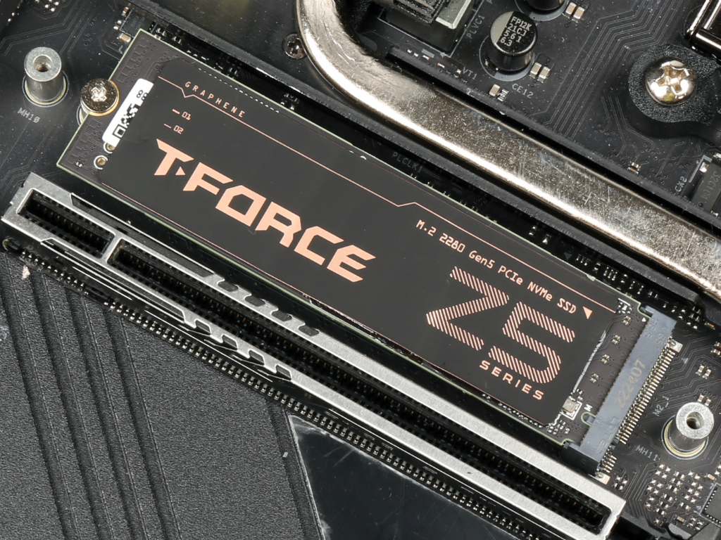 z540_916