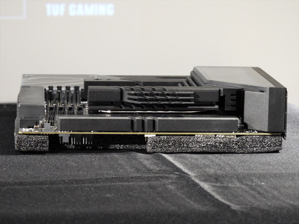 ASUS_akiba20240427_40