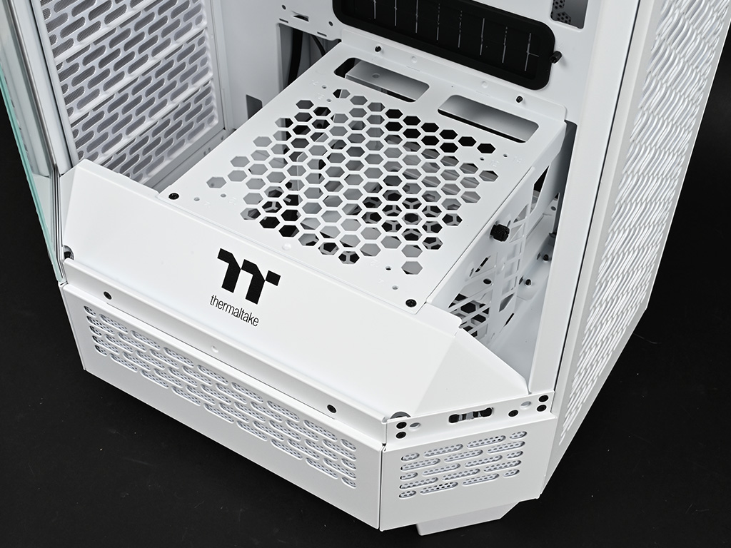 tower300snow_71