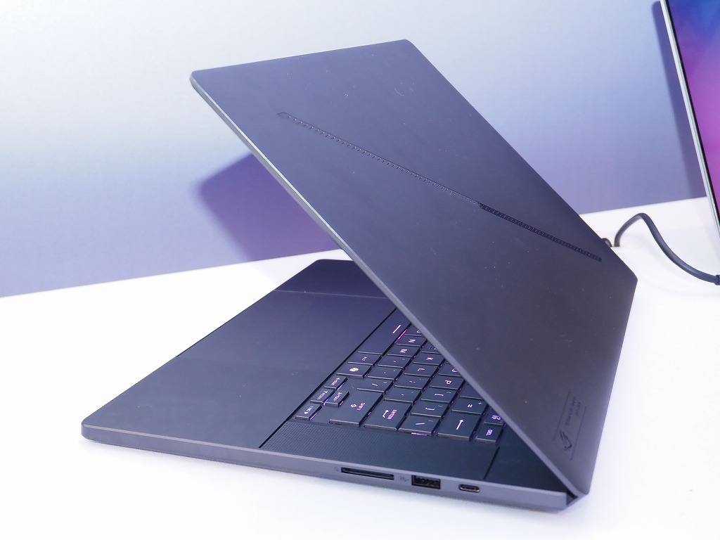 computex_2024_asus_ainote_07